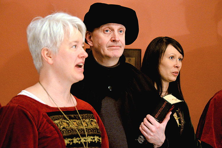 Lutherin pöydässä (6)_edit_140_THUMB.jpg