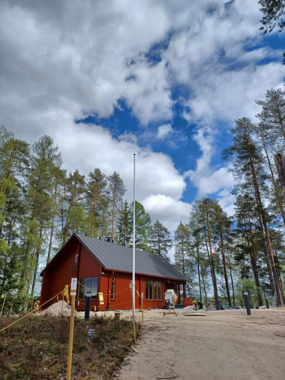 Lehtisaaren mökki