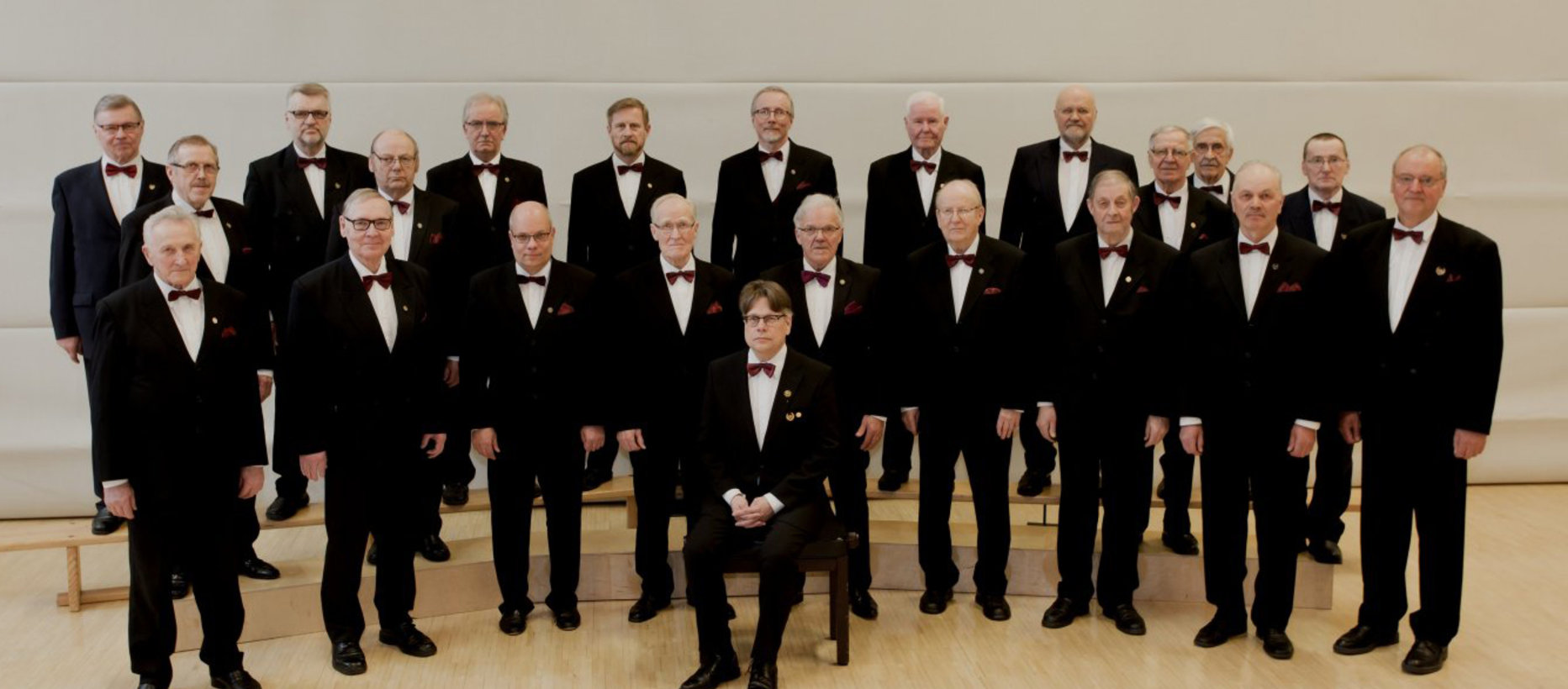 Suomi 100 -konsertti: Tikkakosken Mieslaulajat ja Mieskuoro Vaajan Laulu