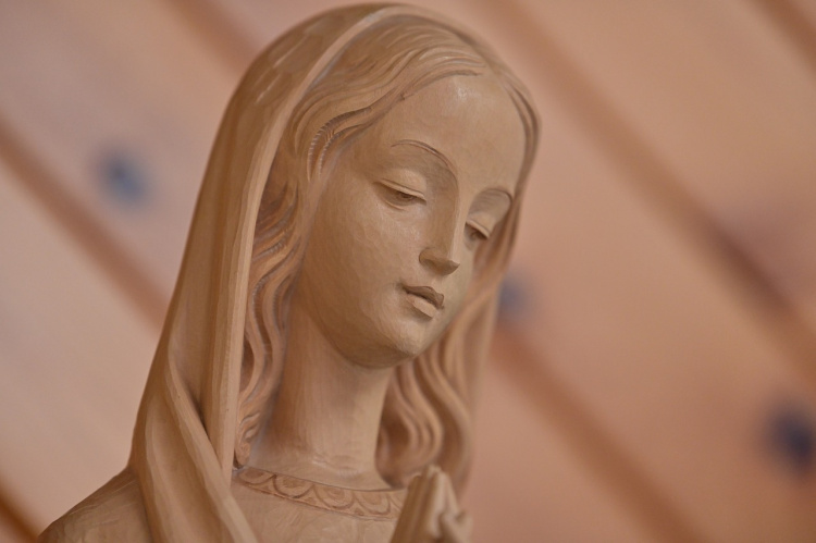 Piispanmessu Neitsyt Maria