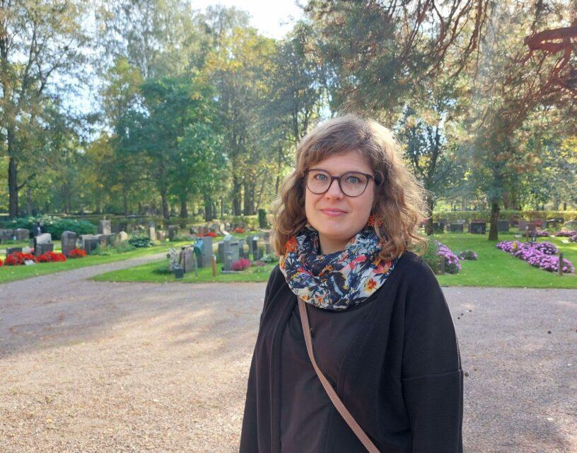 Ilon viereen mahtuu suru